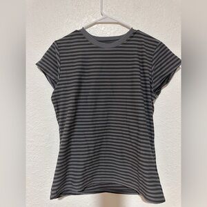BDG Urban Outfitters Striped Short Sleeve T-Shirt Gray Black Size Large NWT